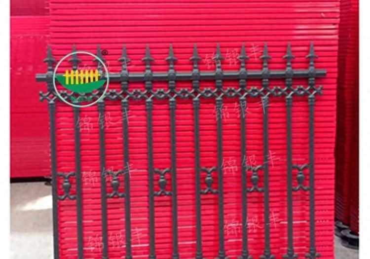 锦银丰护栏：外墙铁艺围栏 别墅围墙栏杆 小区组装式锌钢护栏(图1)